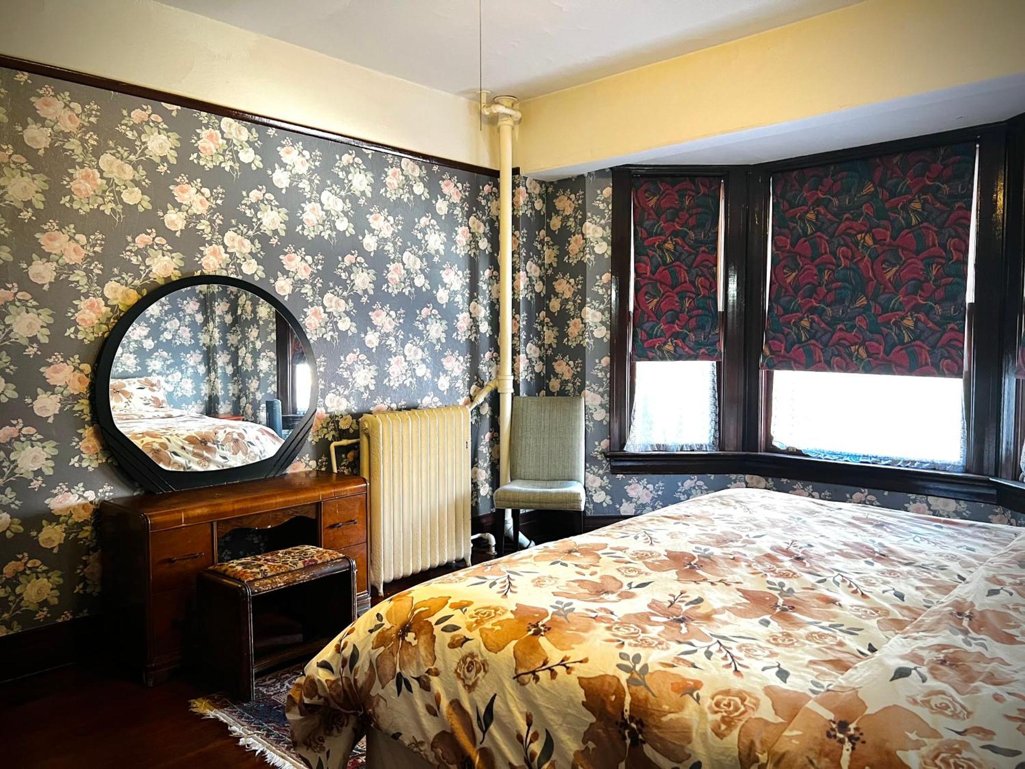 Arundel Mansions Hotel Нью-Вестминстер Экстерьер фото
